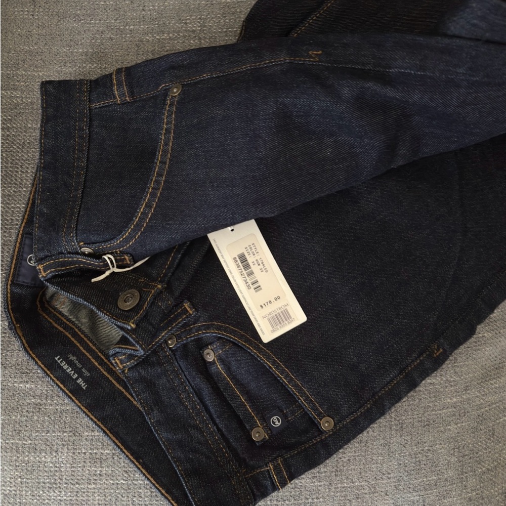 AG Men’s Everett jeans NWT 32x32, terrific! Preppy!